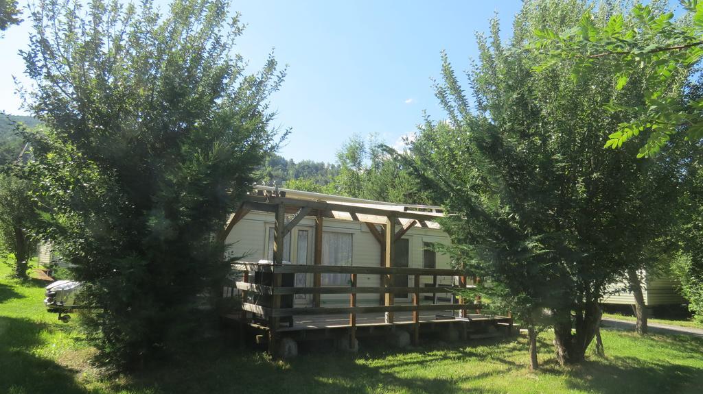 Camping La Tour Hotel Embrun Kültér fotó